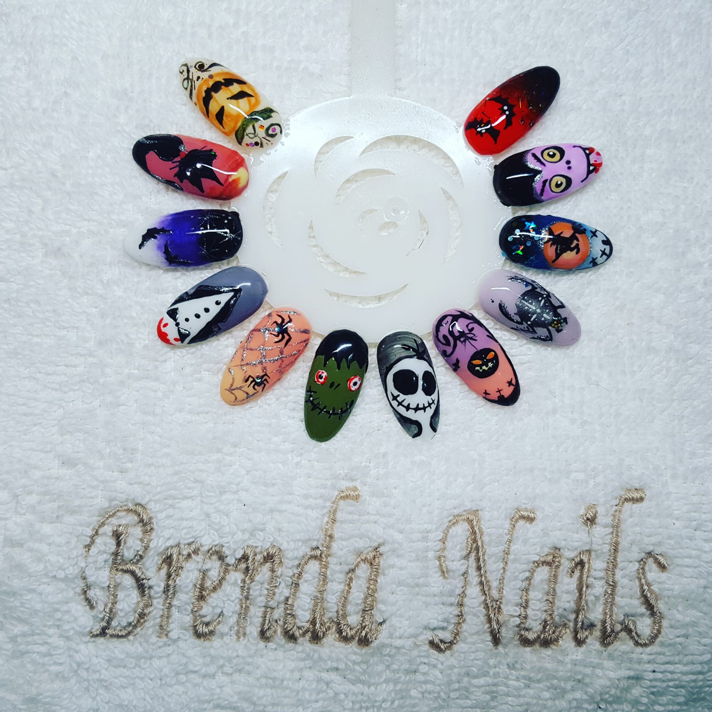 Nail Repair (per nail) service